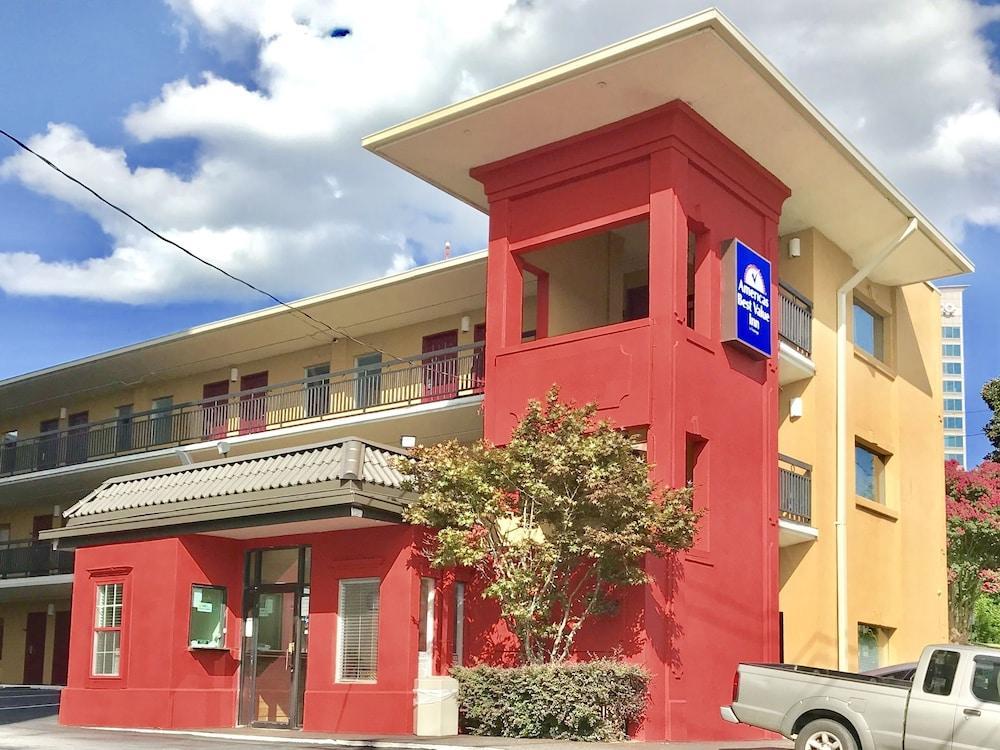 Motel 6 Atlanta, Ga - Midtown Экстерьер фото