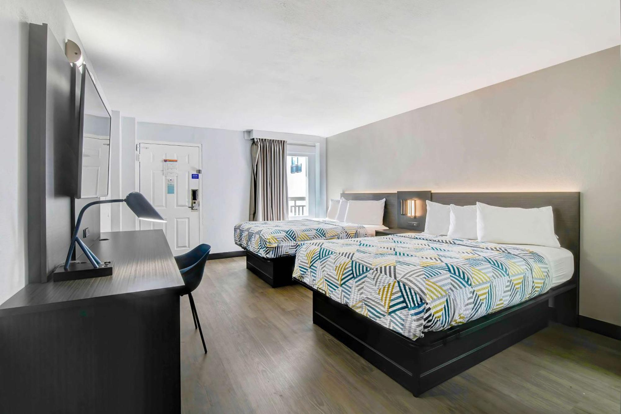 Motel 6 Atlanta, Ga - Midtown Экстерьер фото
