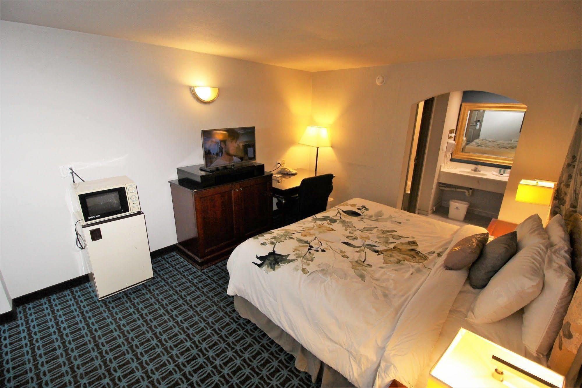 Motel 6 Atlanta, Ga - Midtown Экстерьер фото