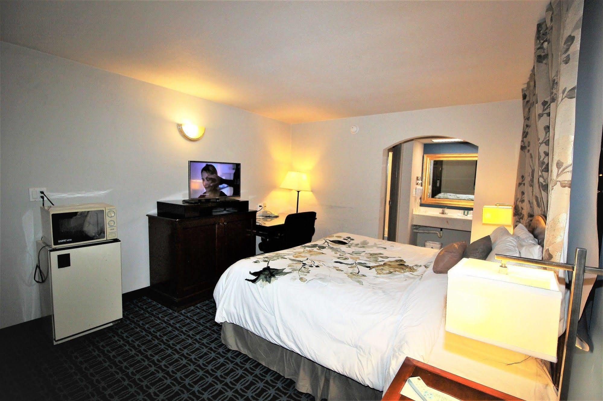 Motel 6 Atlanta, Ga - Midtown Экстерьер фото